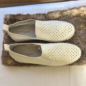 ILSE JACOBSEN Tulip Slip-On Sneaker in White Eyelet Perforated Women’s EU 40